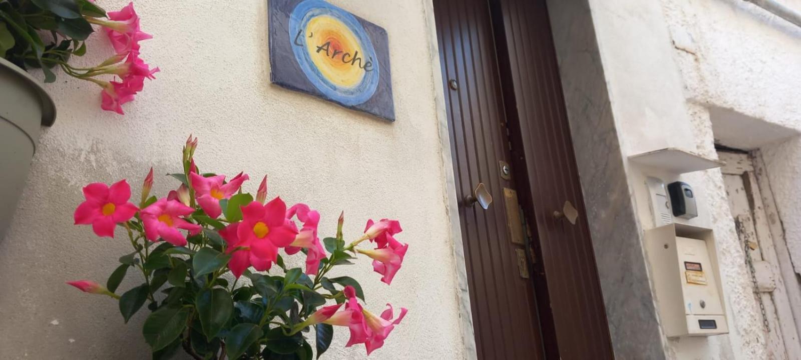 L' Arche Apartment กาสเตลลาเนตา ภายนอก รูปภาพ